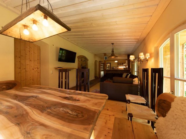 Heller Wohnraum der Ferienwohnung